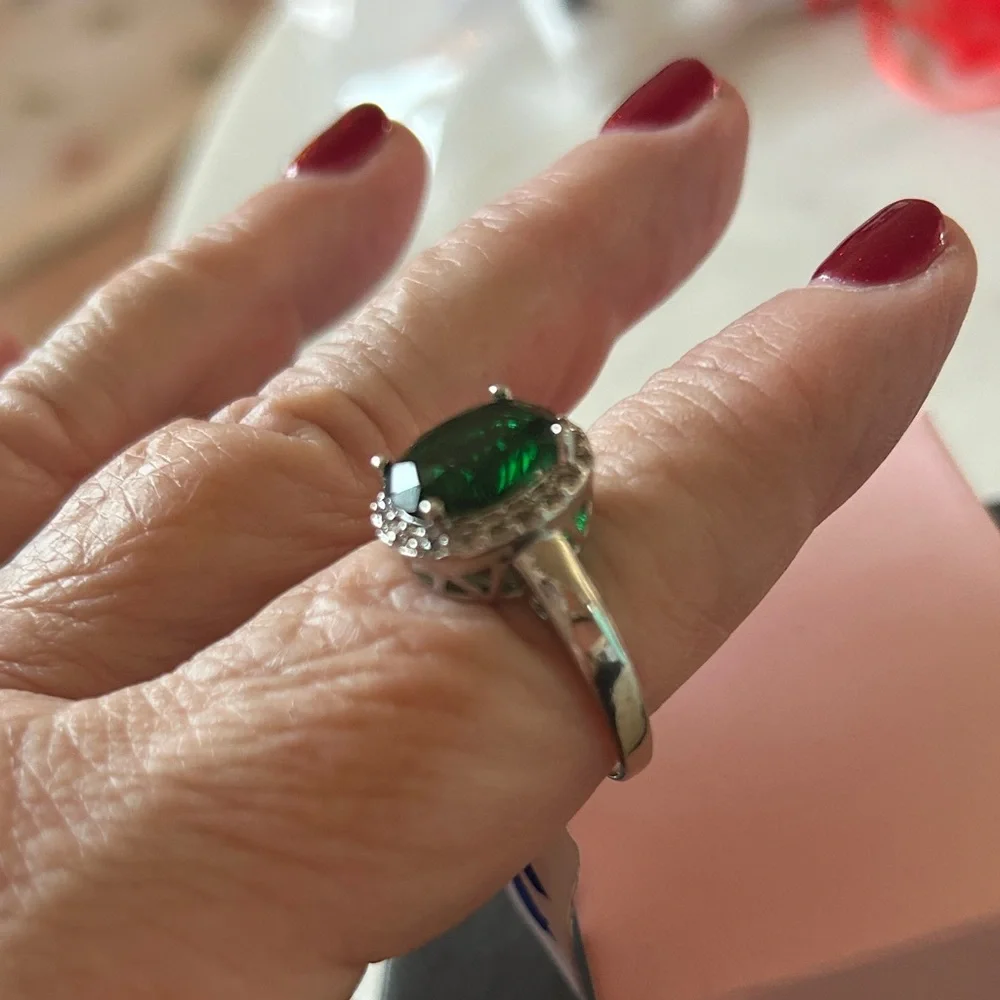 Vintage Swarovski emerald green‎ crystal Ring size 6 - Picture 2 of 4